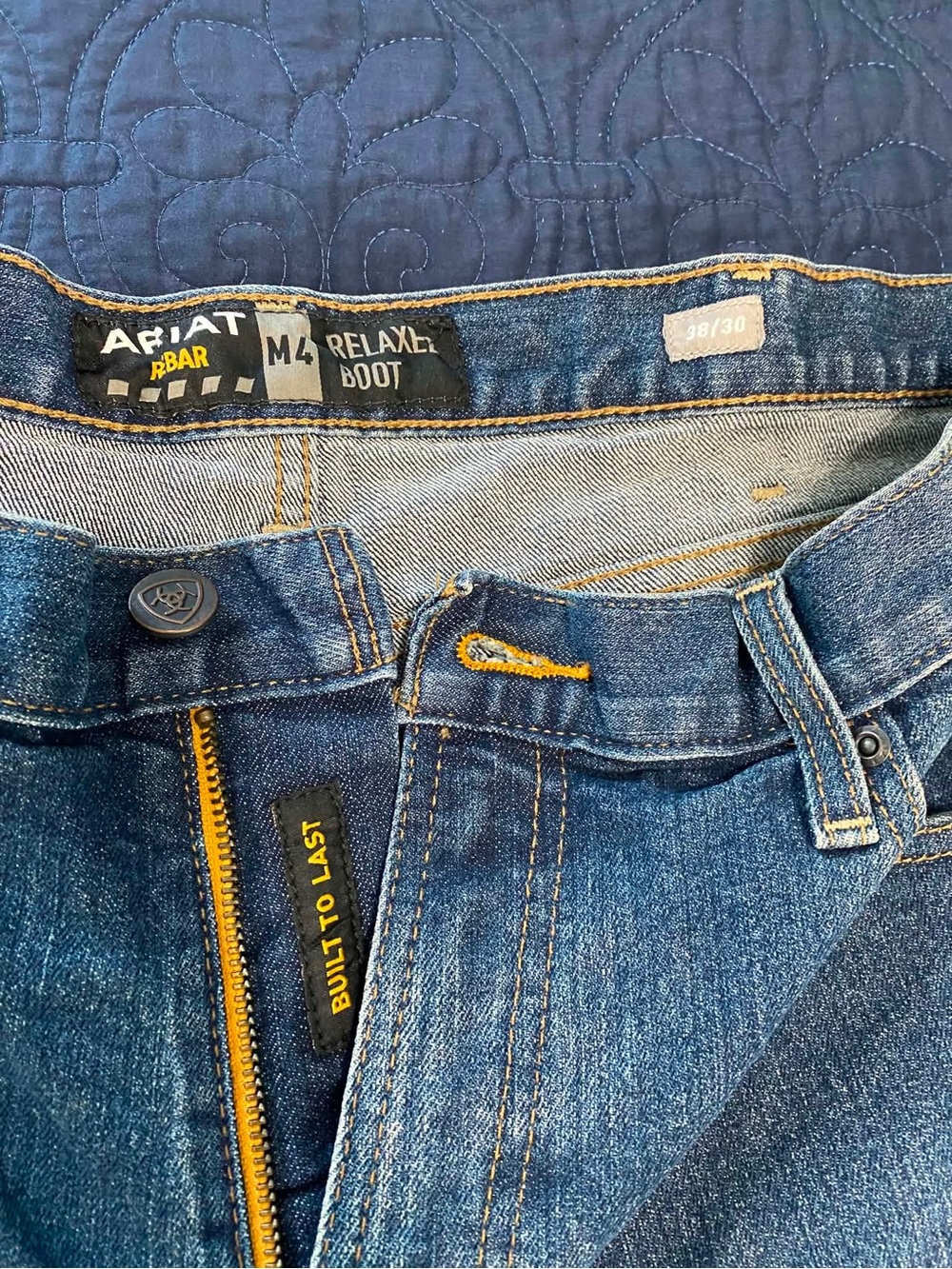 Ariat Men’s Relaxed Bootcut Jeans in Dark Blue Denim